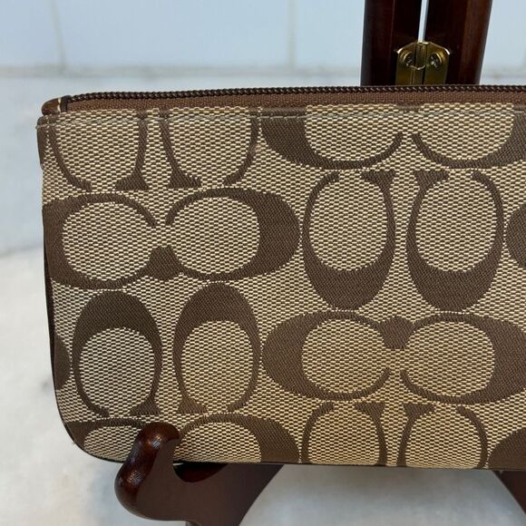 Coach Jacquard Signature Suede Stripe Grommet Clutch Wristlet - Picture 6 of 14